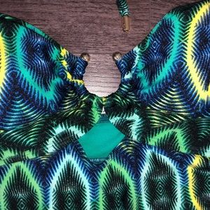 Laundry By Shelli Segal Swim - Laundry by Shelli Segal Geometric Bikini Top M New Laundry By Shelli Segal Swim - Laundry by Shelli Segal Geometric Bikini Top M New